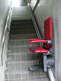 バリアフリー(外廻り)階段昇降機
